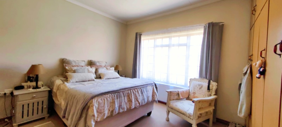 3 Bedroom Property for Sale in Grimbeeck Park North West